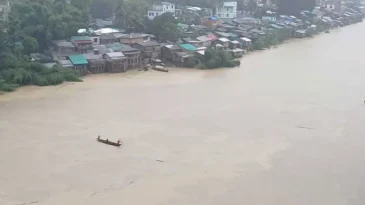 বিপৎসীমার ওপরে দেশের ৩ নদীর পানি