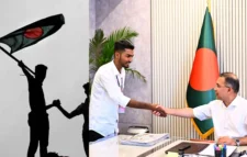 সেই পতাকা নিয়ে প্রধানমন্ত্রীর সঙ্গে আজিজুরের সাক্ষাৎ