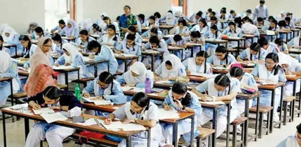 দেশের যে শিক্ষা বোর্ডে এইচএসসি পরীক্ষা স্থগিত