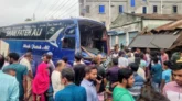 বগুড়ায় বাসচাপায় ৬ শ্রমিক নিহত, আহত অন্তত ১৫