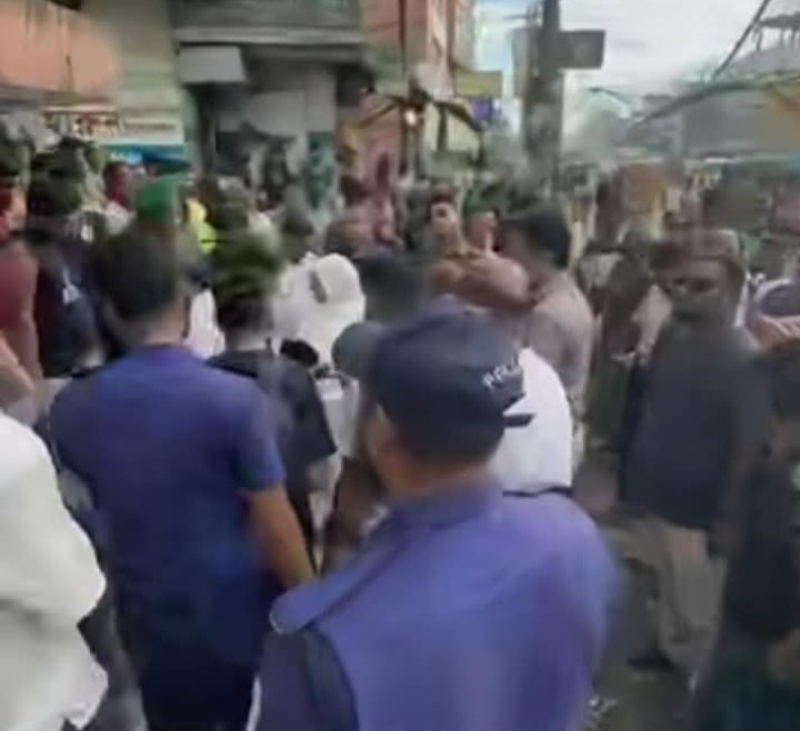 ওসমানীনগরে ফুটপাত দখলমুক্ত অভিযানে সাংবাদিকদের ওপর হামলা, থানায় অভিযোগ