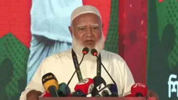 বাংলাদেশের মানুষ এত বোকা নয়, ভারতকে বিরোধীদলীয় নেতা