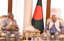 মির্জা ফখরুলকে শুভেচ্ছা জানালেন ড. ইউনূস