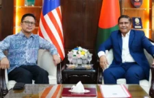 প্রতিরক্ষা উপদেষ্টার সঙ্গে মালয়েশিয়ার হাইকমিশনারের সৌজন্য সাক্ষাৎ