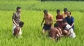 পল্লী বিদ্যুতের ছেঁড়া তারে জড়িয়ে দুই চাচাতো ভাইয়ের মৃত্যু