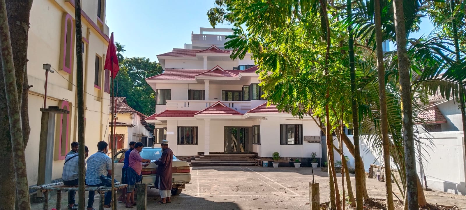 ওসমানীনগরে জায়গা দখল করে ভবন নির্মানের অভিযোগ, আদালতের নিষেধাজ্ঞা অমান্য করে চলেছে নির্মাণ কাজ